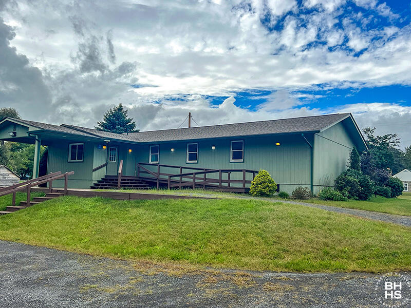 1651 Rt. 9N B.A. Straight Real Estate