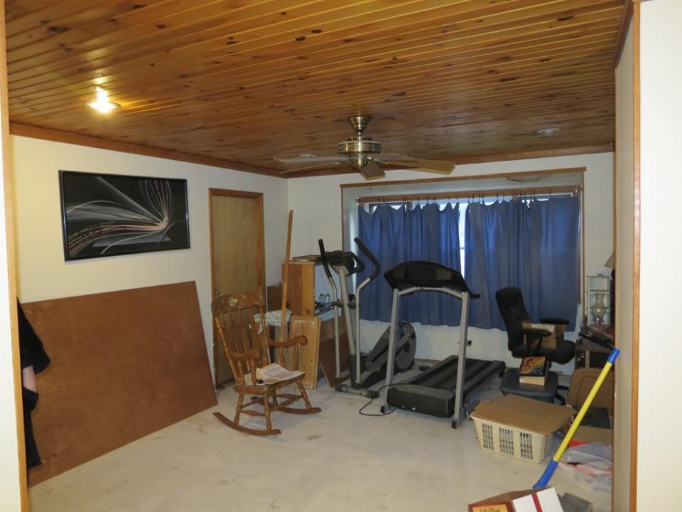 Upstairs Common Area