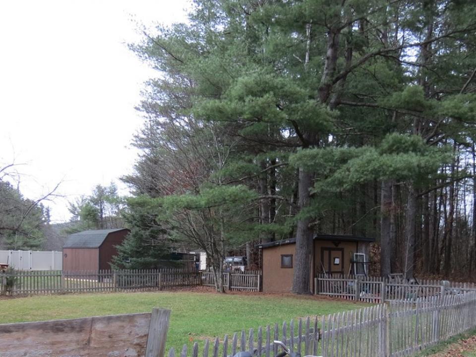 Large Fenced in Yard