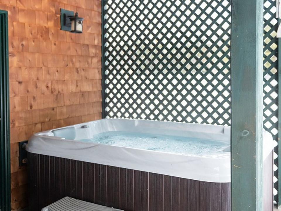 Hot Tub