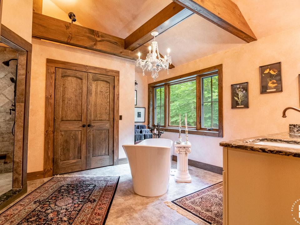 PinnacleLodge_Villa_Bathroom1