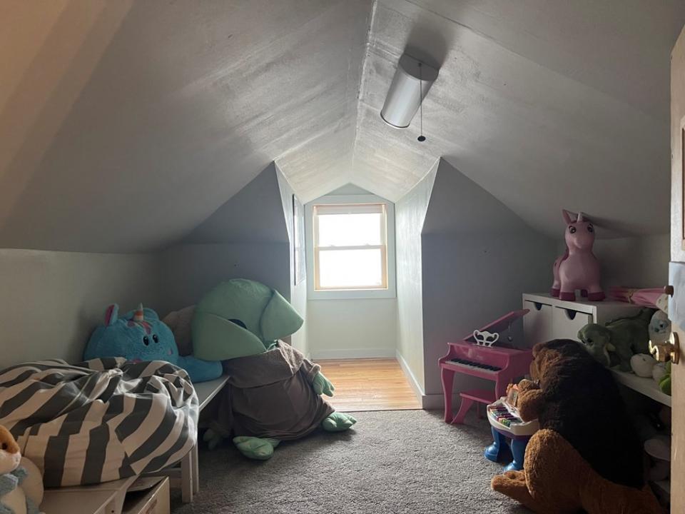 Bedroom 2 Loft area
