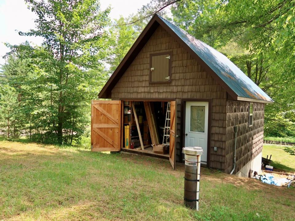 upper level garage