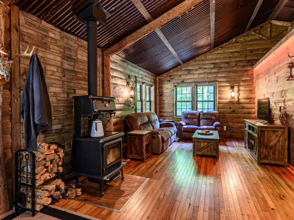 Cabin 1  Living Room