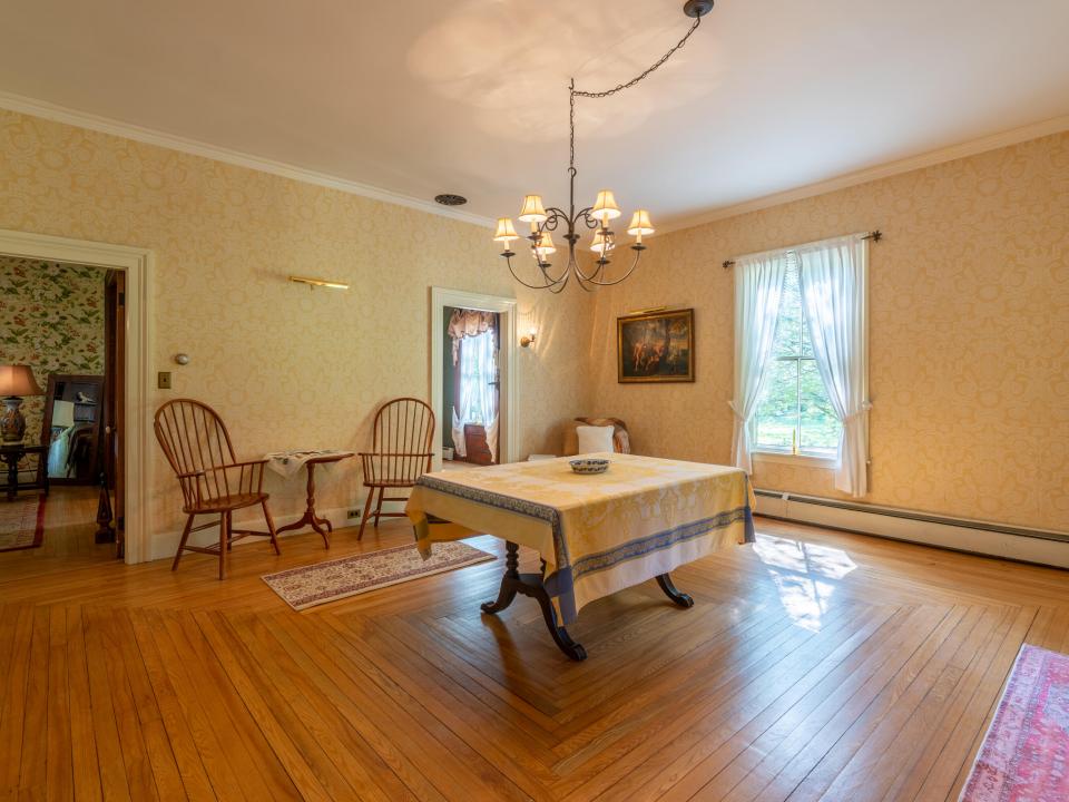 8219 River St Etown-35