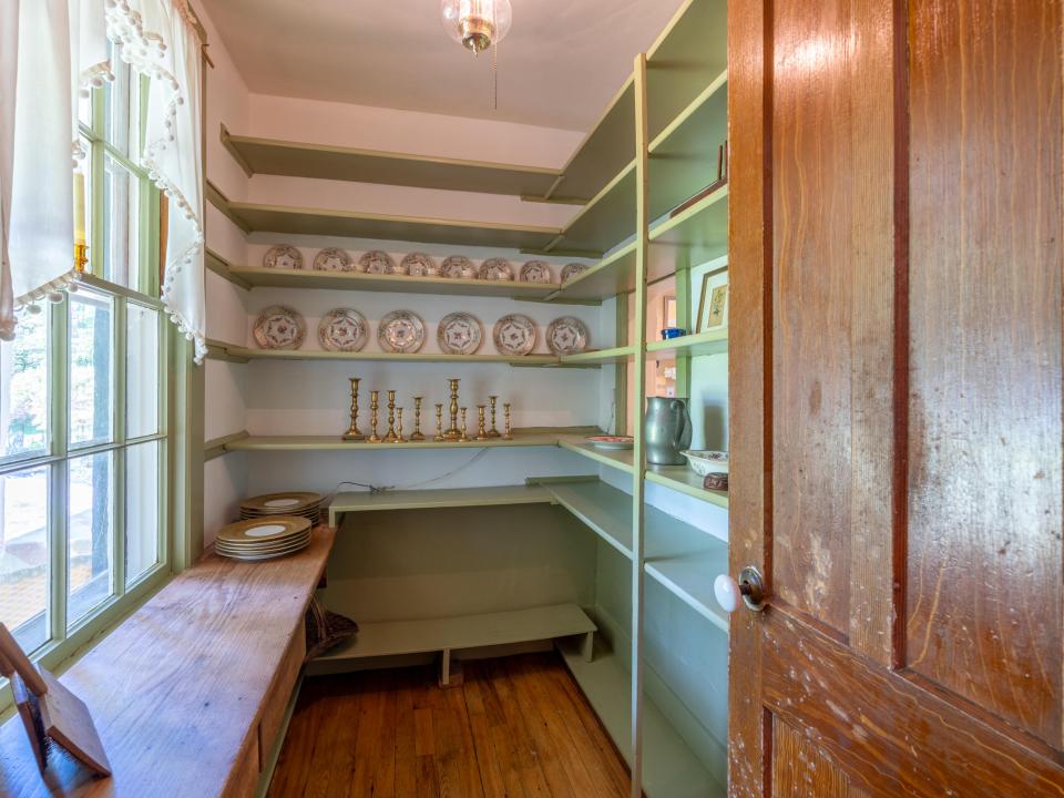 8219 River St Etown-39