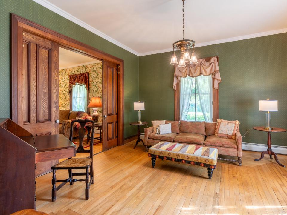 8219 River St Etown-40