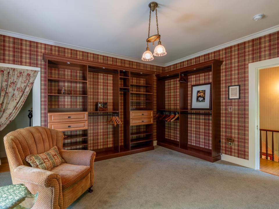 8219 River St Etown-59