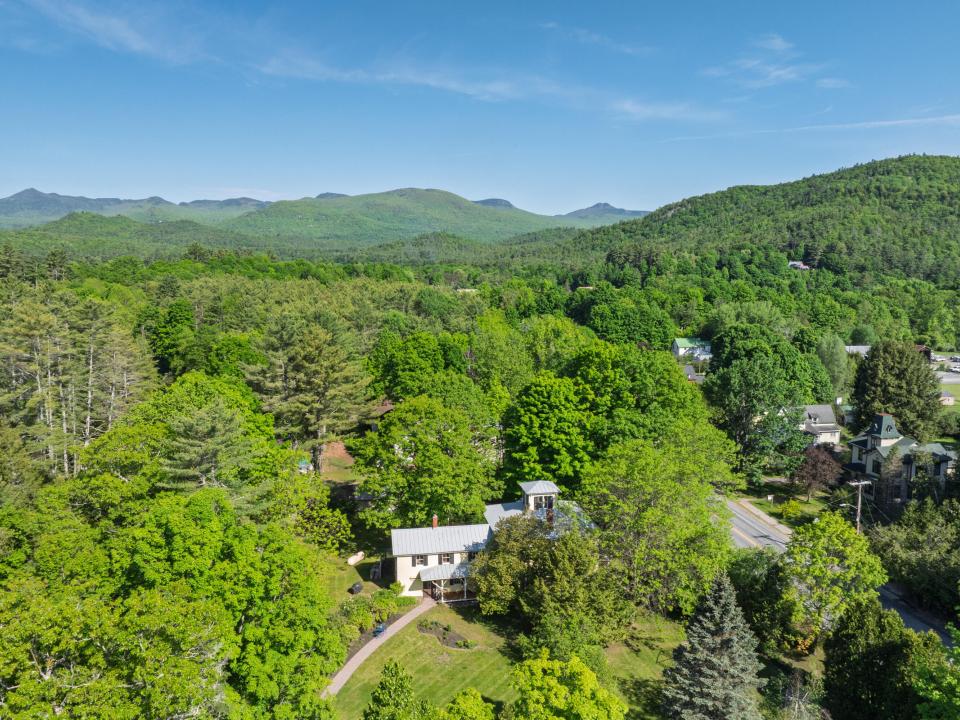 8219 River St Etown-13