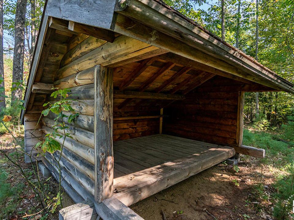 LotOnStylesBrookInKeene_R_LeanTo_Front