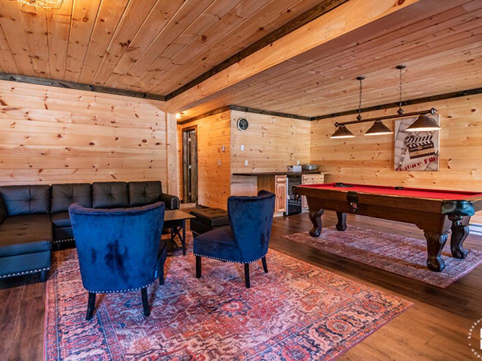 NewlyBuiltCottageInLakePlacid_Entertainm NewlyBuiltCottageInLakePlacid_Entertainm