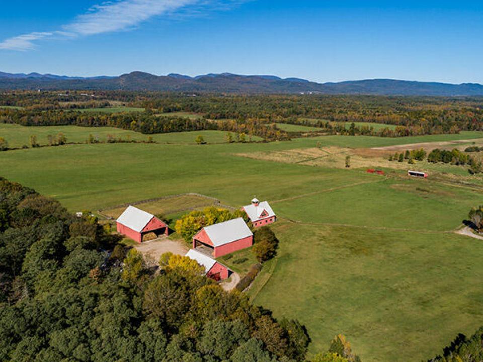 SunsetFarmInWillsboro_Fall_A_Farm_Mounta