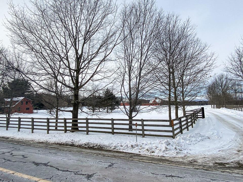 Farm_From_Road_Winter