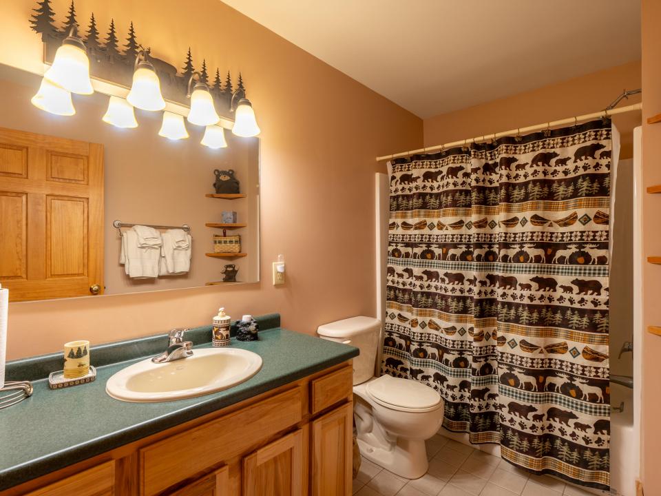 142 Spruce Ln JAY-52