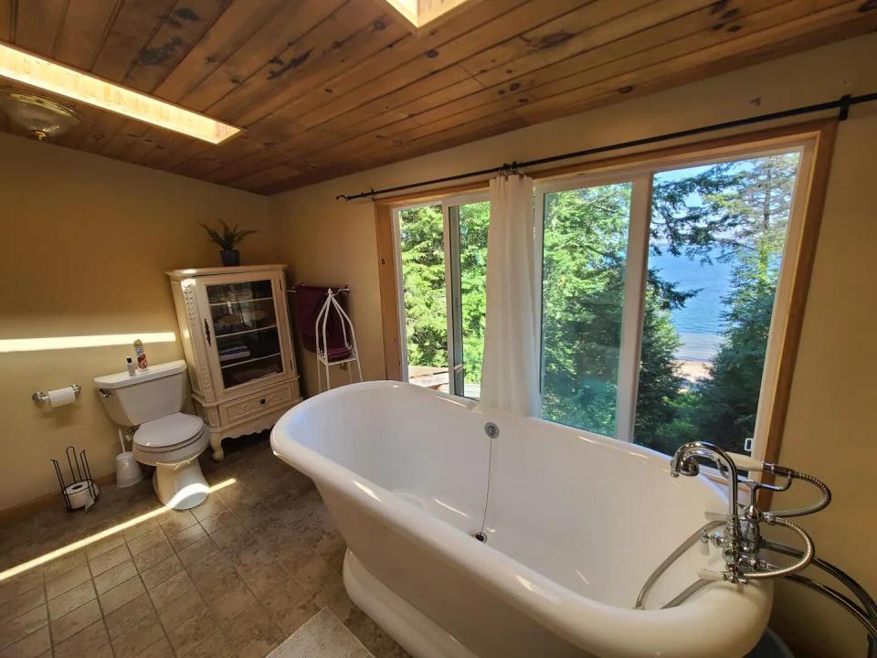 Bath2