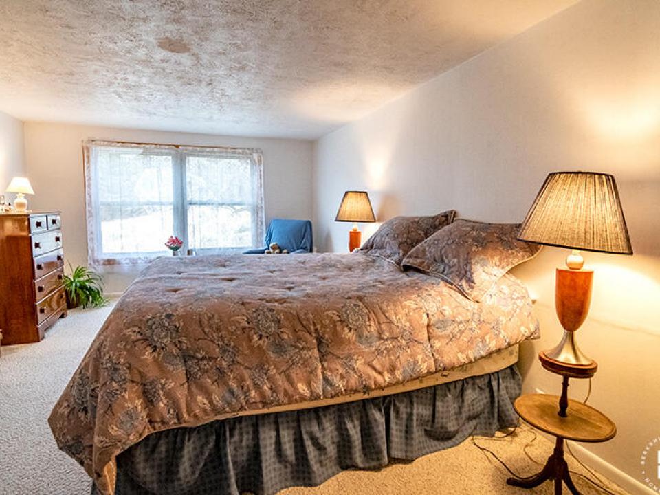 WestportFarmOnHaldsRoad_Bedroom_MainLeve
