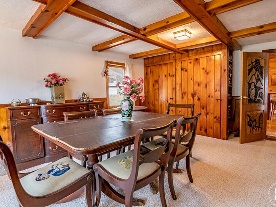 WestportFarmOnHaldsRoad_DiningRoom_Forma