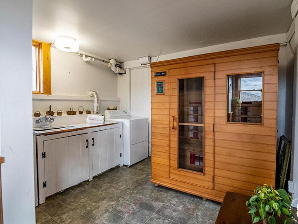 WestportFarmOnHaldsRoad_Laundry_Sauna