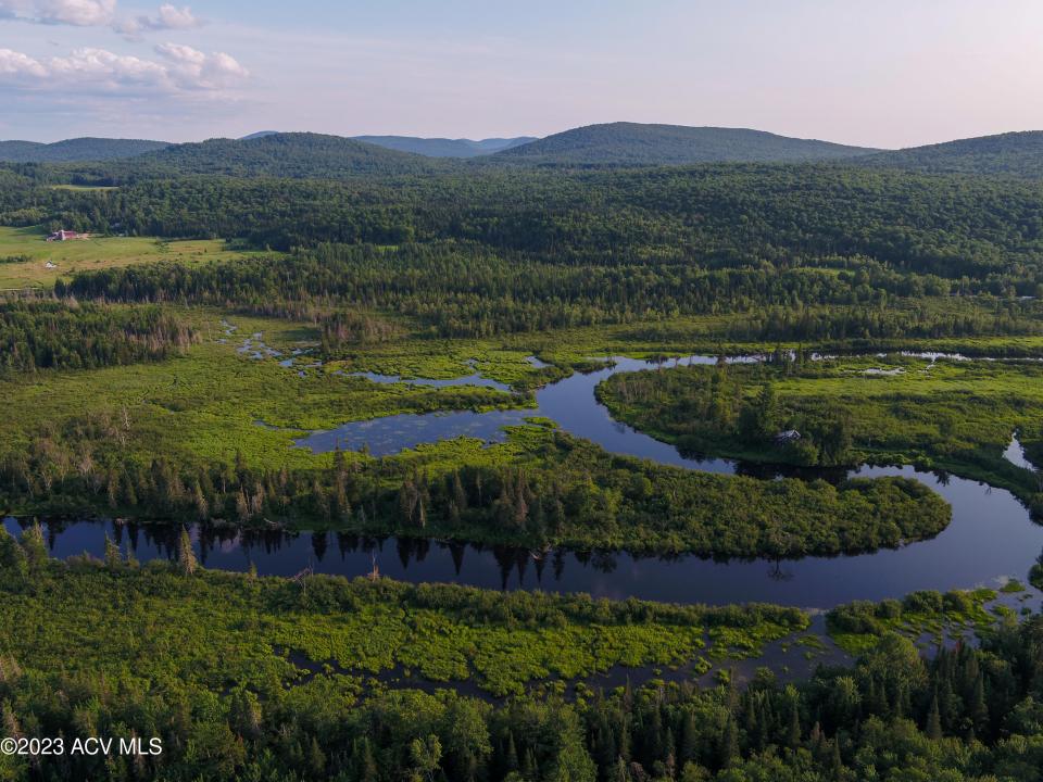 585 Trim Road-2-13