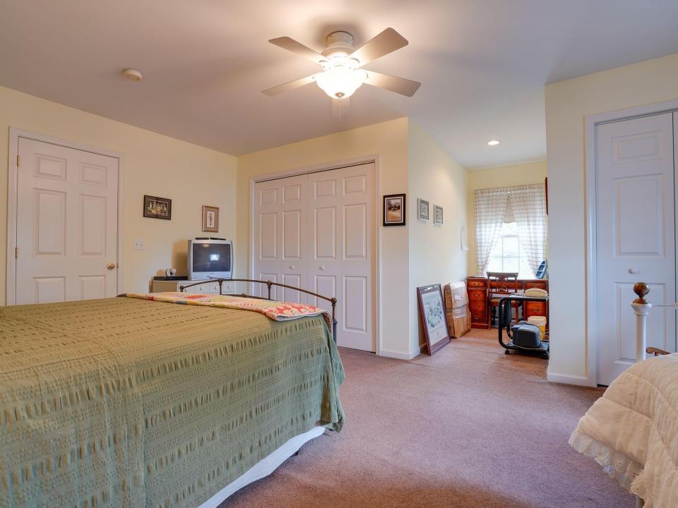 McGrath - bedroom IV different angle