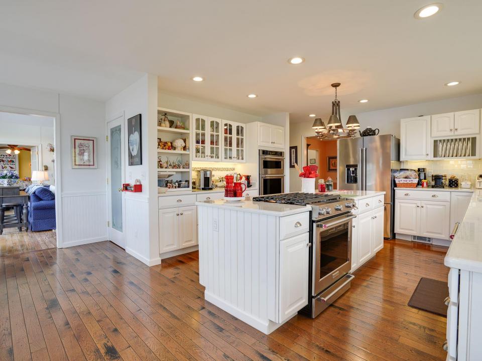 McGrath - kitchen III