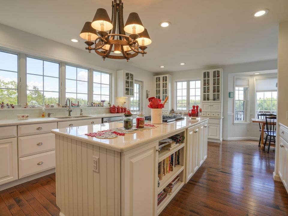 McGrath - kitchen