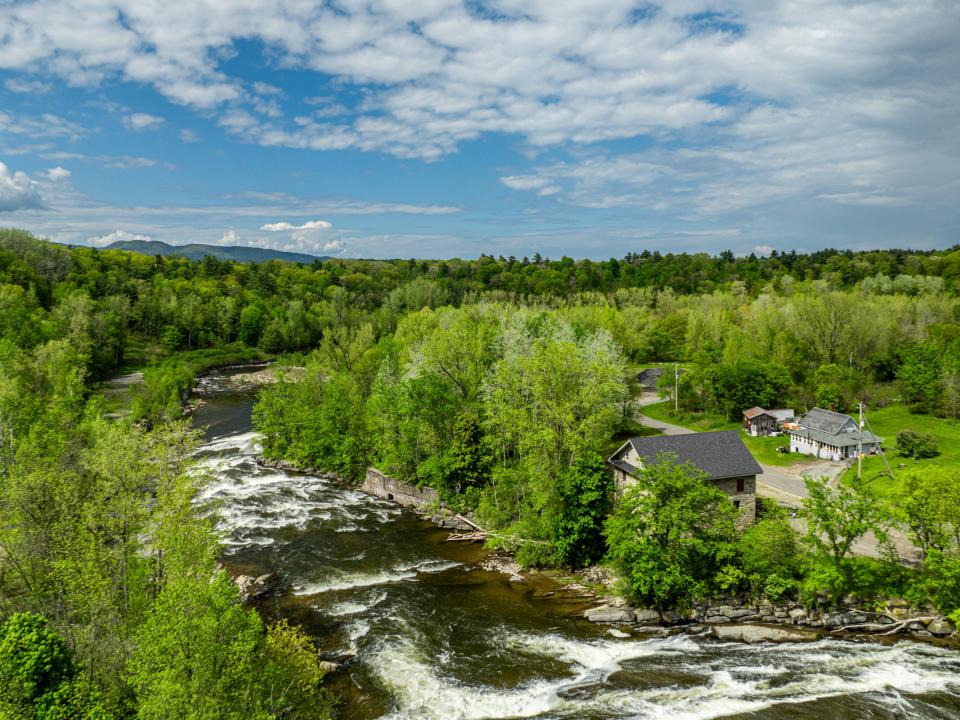 49 Gillialand Ln Willsboro-14