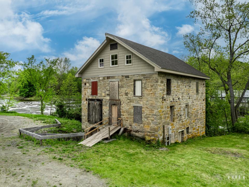 49 Gillialand Ln Willsboro-5