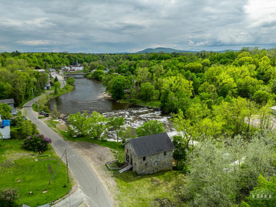 49 Gillialand Ln Willsboro-9