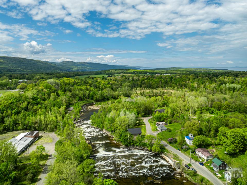 49 Gillialand Ln Willsboro-15