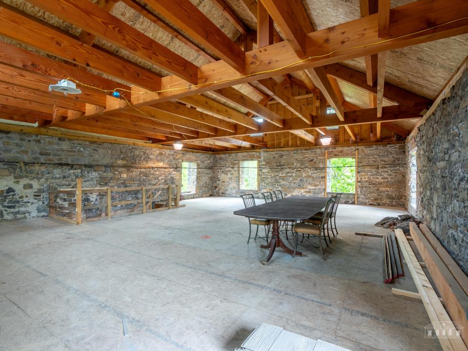 49 Gillialand Ln Willsboro-18