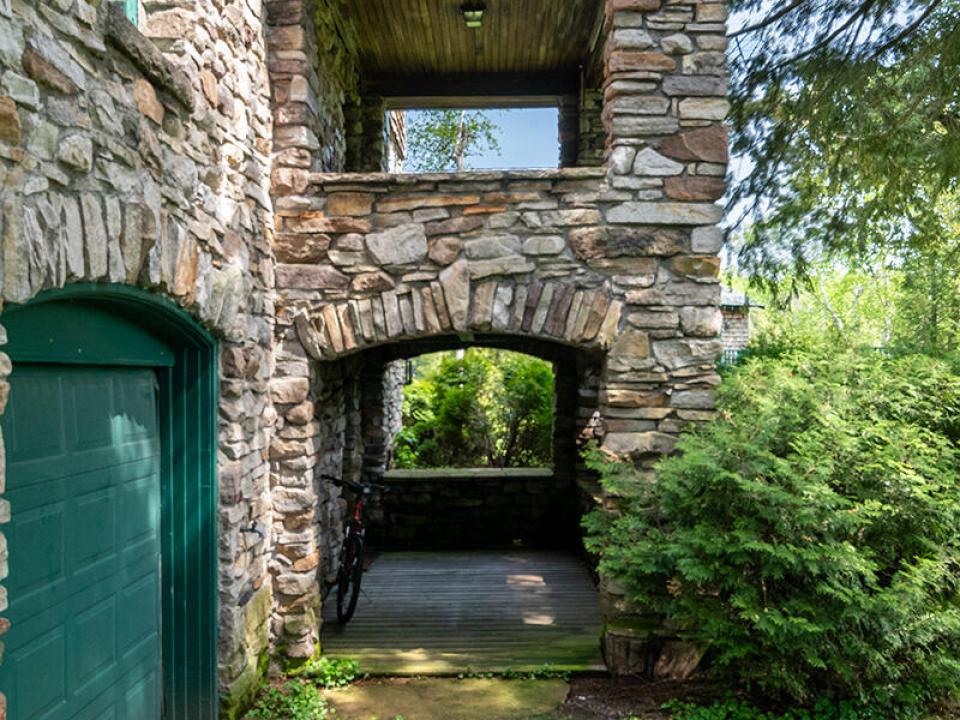 CampNorthwindOnChazyLake_MainHouse_Cover