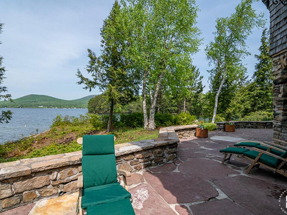 CampNorthwindOnChazyLake_MainHouse_Patio