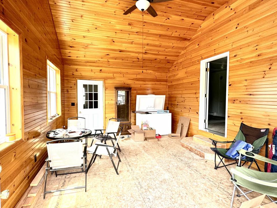 3 Seasons room