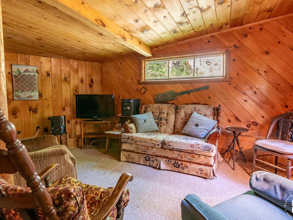 KeesevilleCabinsOnAugerLake_Cabin2_LR