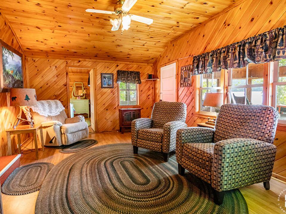 KeesevilleCabinsOnAugerLake_Cabin3_LR