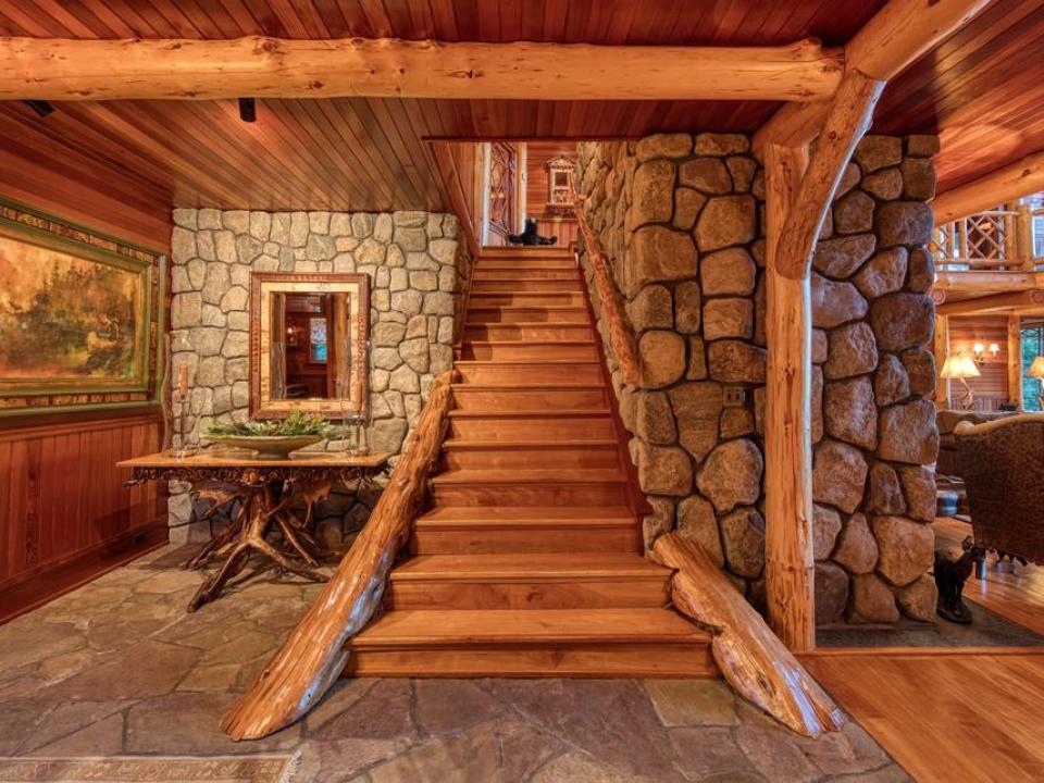 Grand Staircase