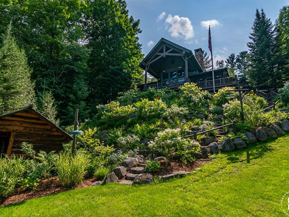 CampWawbeekOnUpperSaranacLake_Exterior_L