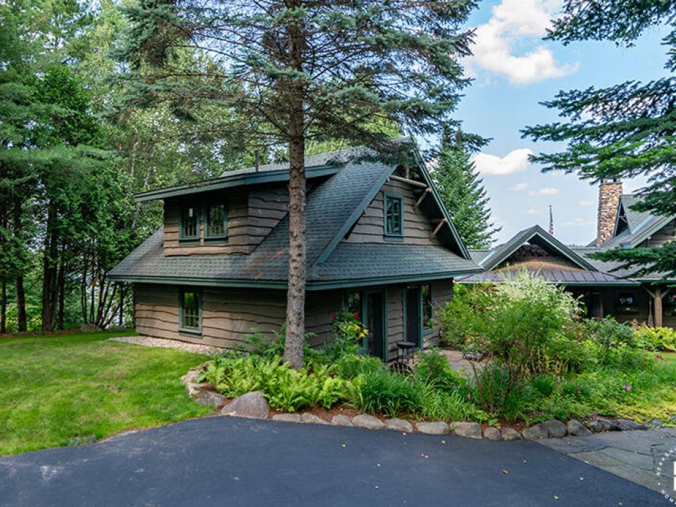 CampWawbeekOnUpperSaranacLake_GuestHouse