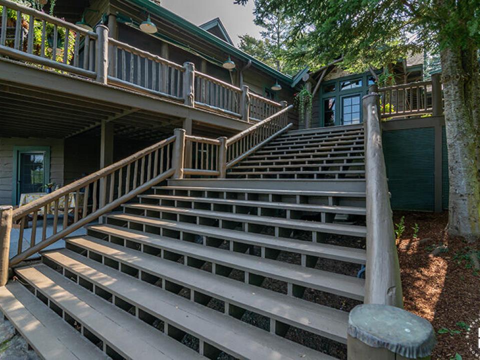 CampWawbeekOnUpperSaranacLake_Stairway