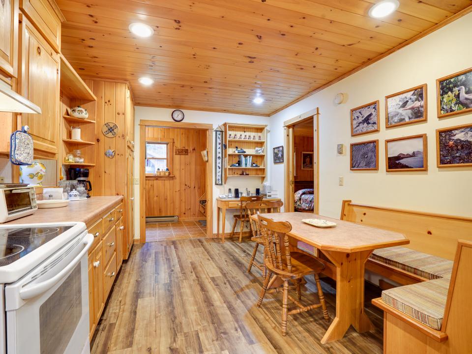 28-30 Old Hotel Rd-31