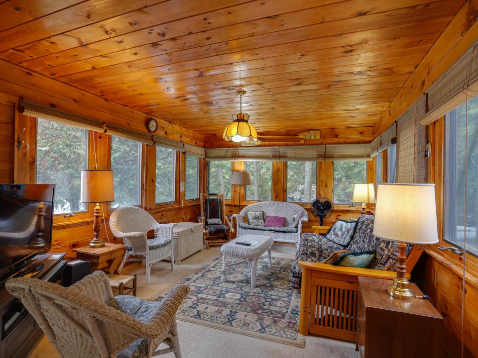 28-30 Old Hotel Rd-52