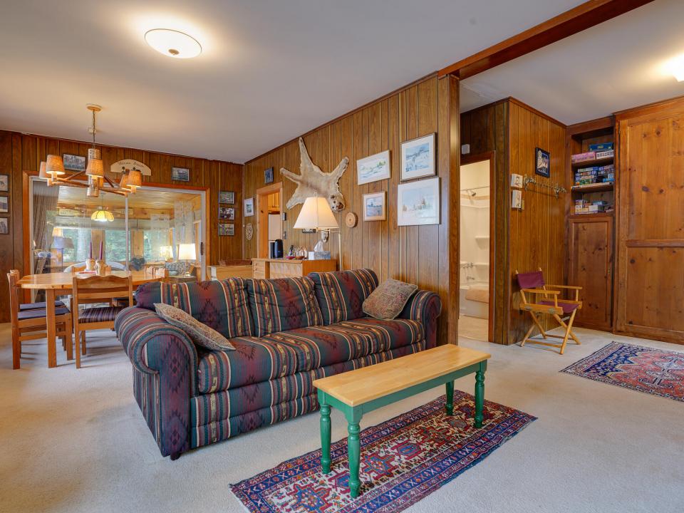 28-30 Old Hotel Rd-54