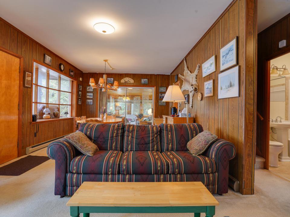 28-30 Old Hotel Rd-55