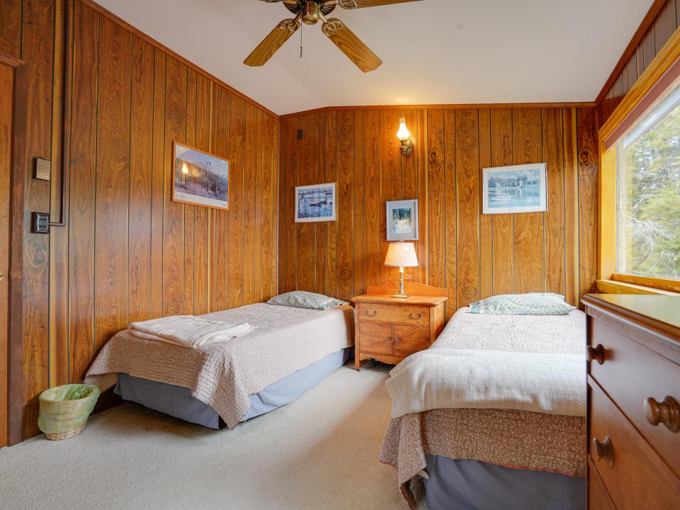 28-30 Old Hotel Rd-63