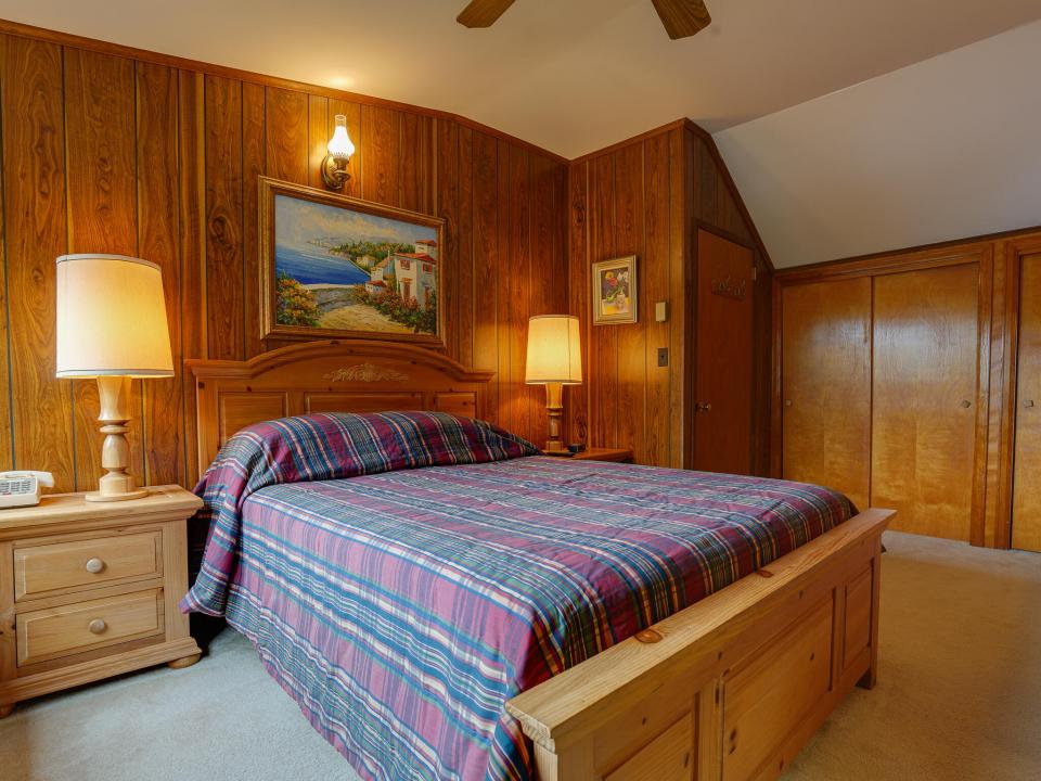 28-30 Old Hotel Rd-73