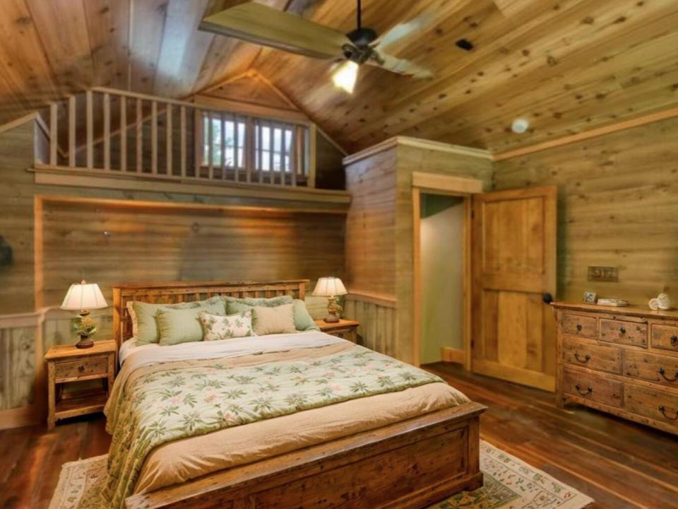 New Bedroom_intended config_JP