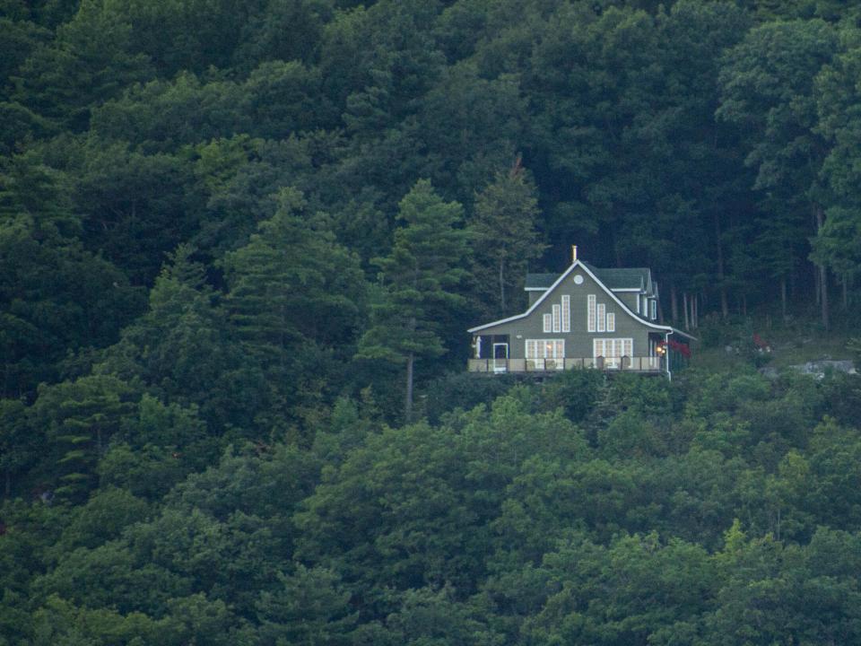 Wilson - Highlands Rd - from the water
