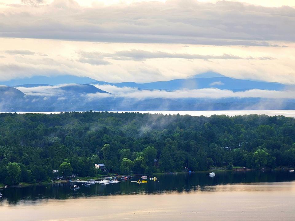 Wilson - Highlands Rd - view of clouds a
