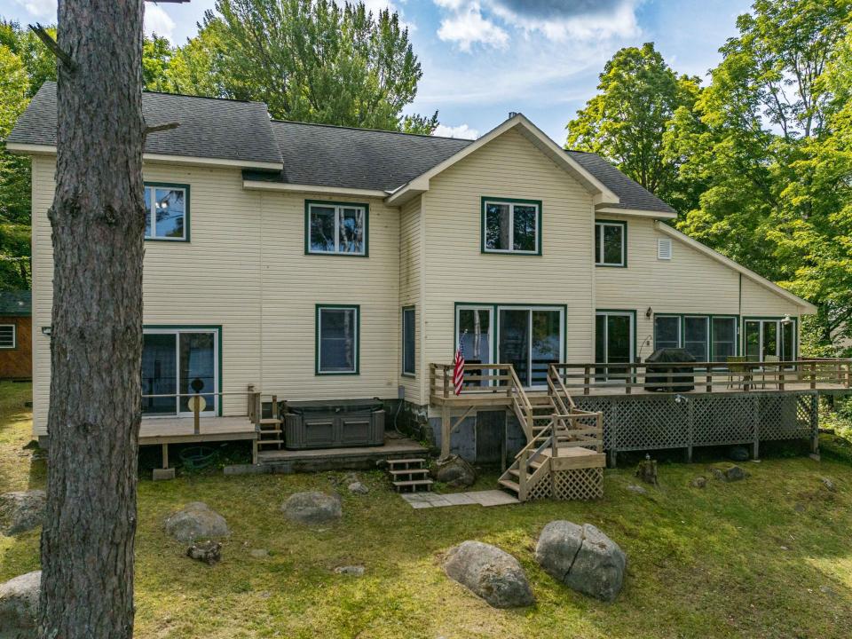 DJI_20240824113528_0112_D (1) DJI_20240824113528_0112_D (1)